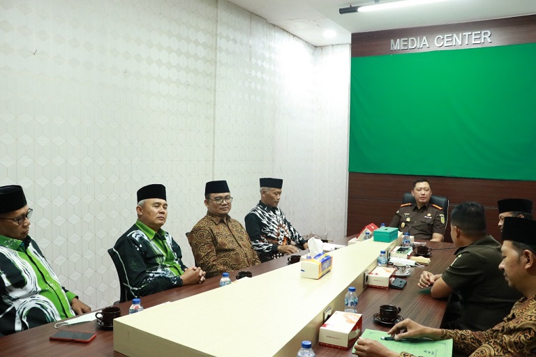 LDII Silaturahim ke Kanto Kejari Blitar, Apresiasi Program Jaksa Masuk Pesantren dan Masjid