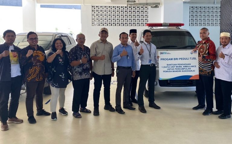 LDII Sukoharjo Terima Ambulans dari Anggota DPR RI Singgih Januratmoko